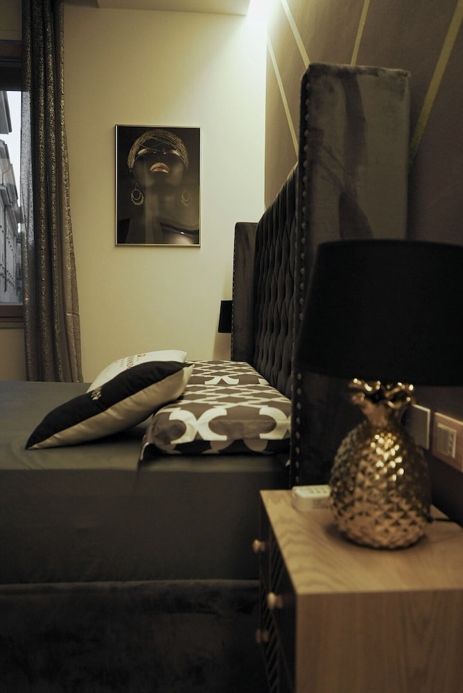 DORIAN GRAY LUXURY SUITE photo 2