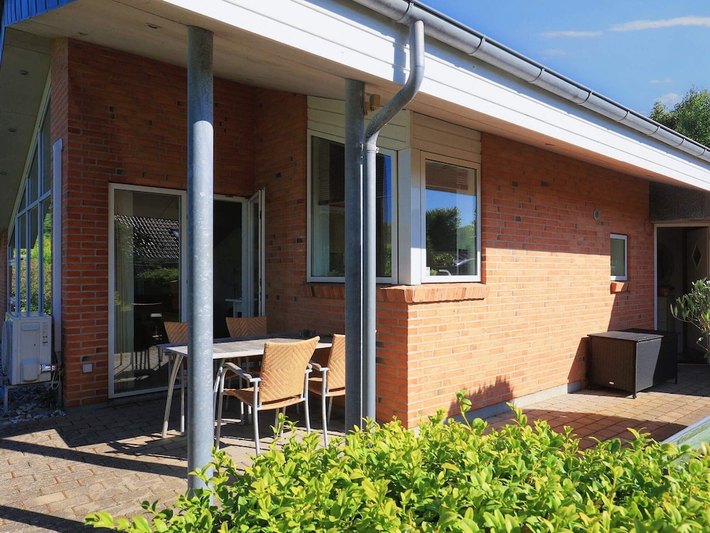 6 Person Holiday Home in Esbjerg V view 2