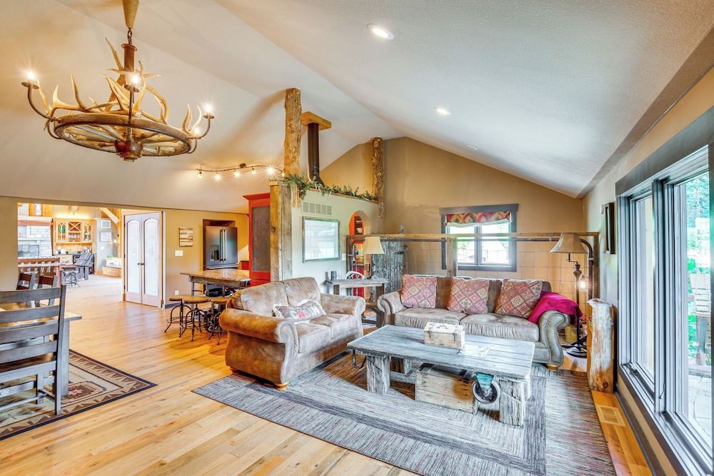 Stay & Sip: Group Ranch at Shamrock Hills Vineyard