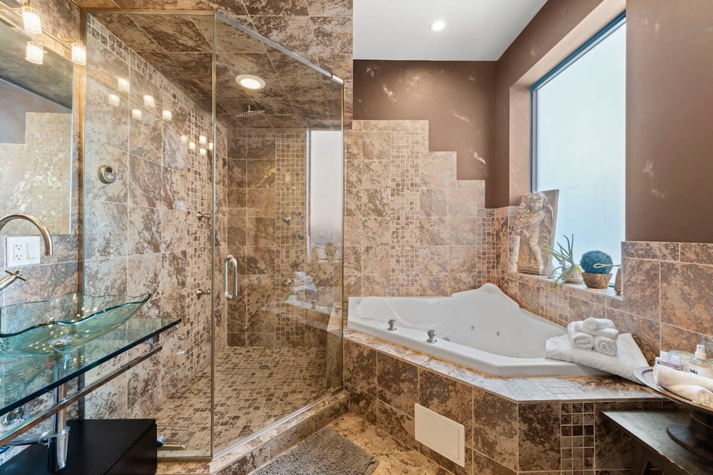 Zen Oasis of Elegance Expansive Executive Home