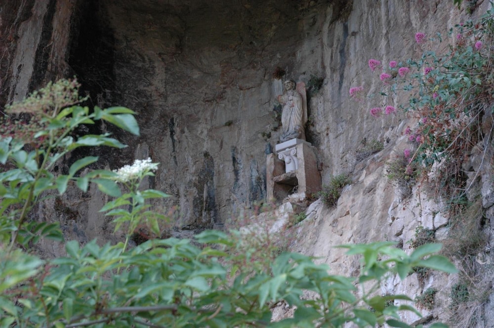 Photo 28