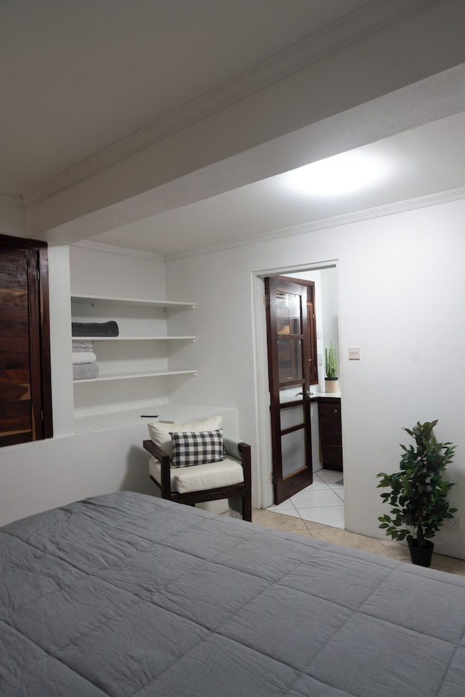Sundrift Apartments