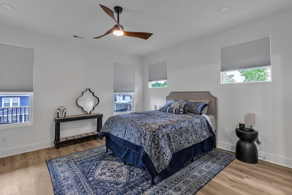 Brand-new 4br Unique Design Near Downtown Indy 4 Bedroom Home