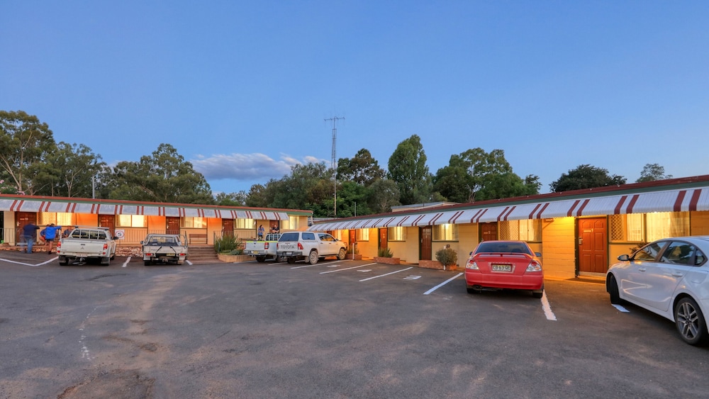 Peak Hill Golden Peak Budget Motel