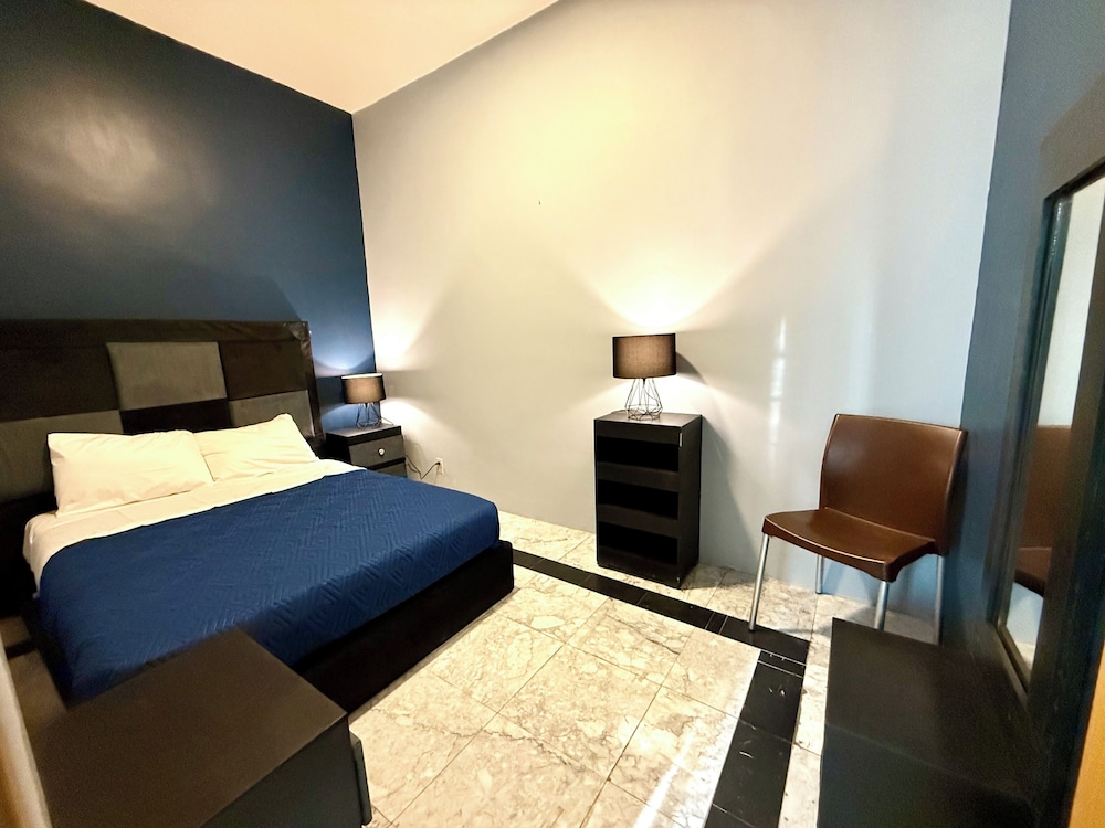 ROOMIES HOSTEL Reforma - La Diana