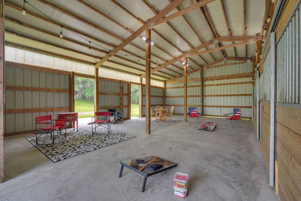 Swim Dock & Game Room: Lakefront Home in Siren!