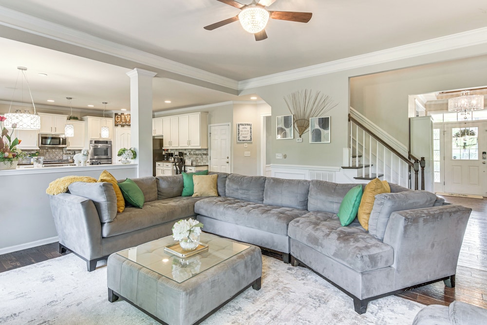 Patio, Deck & Grill: Charlotte Area Group Getaway!