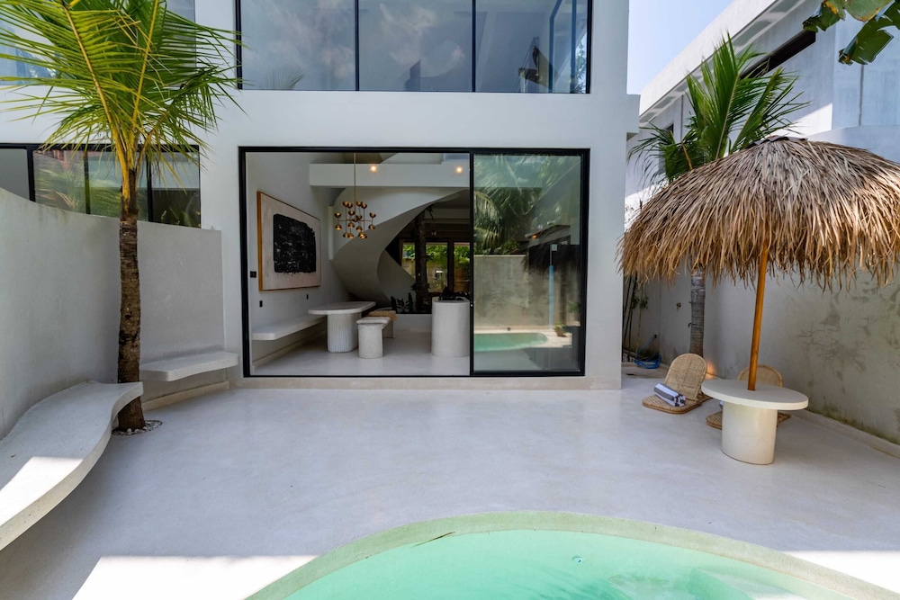 Villa Casa Blanca 2