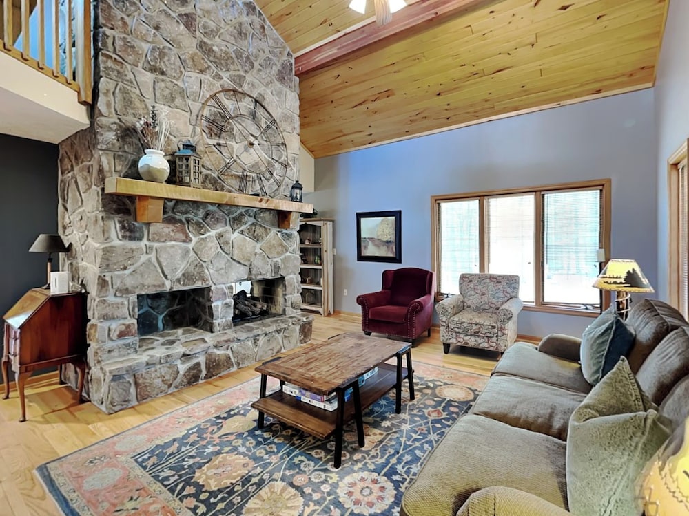 White Horse Lodge