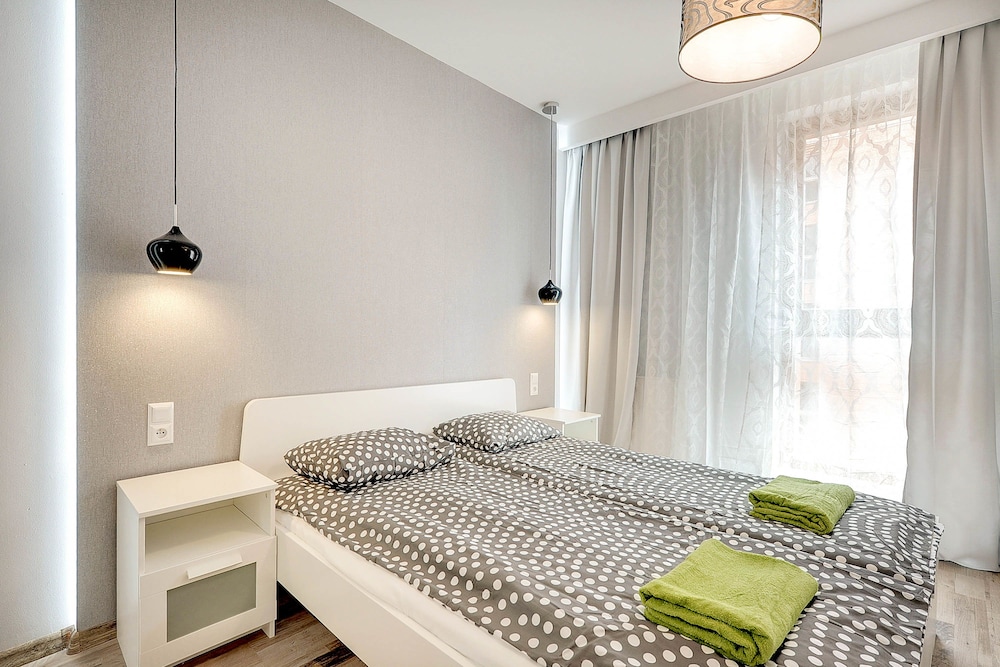 Apartinfo Aura Apartments