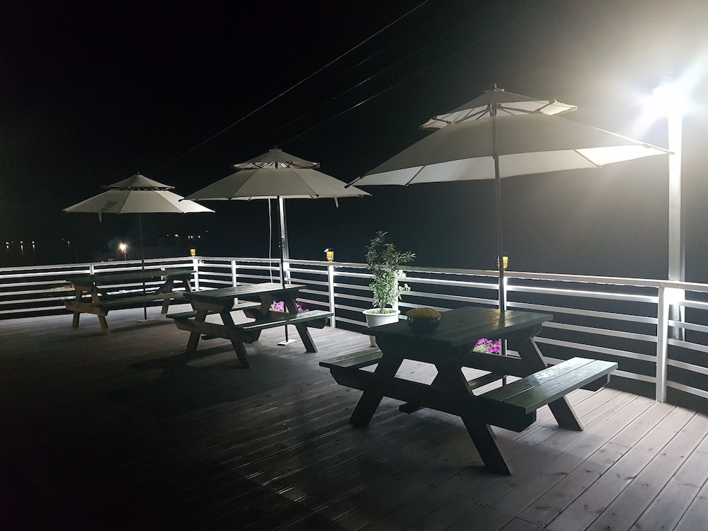Tongyeong Iris Pension