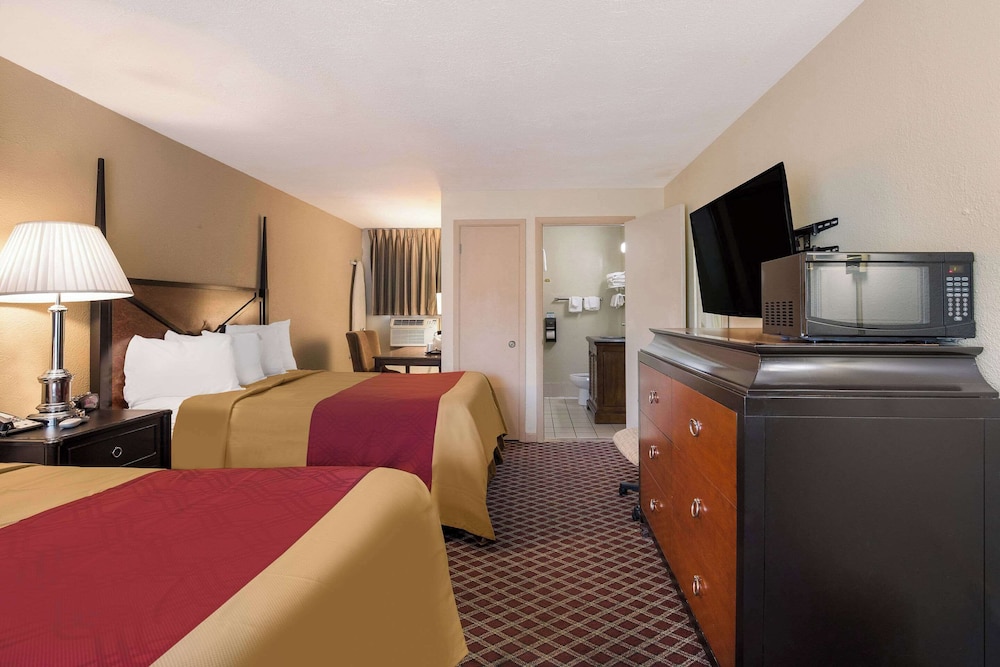 Rodeway Inn