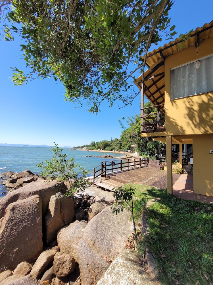 Pousada Prainha da Nina