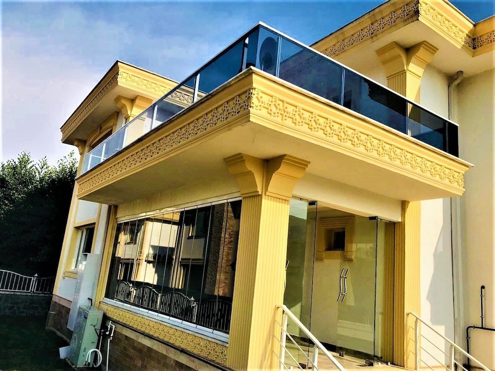 King Villa