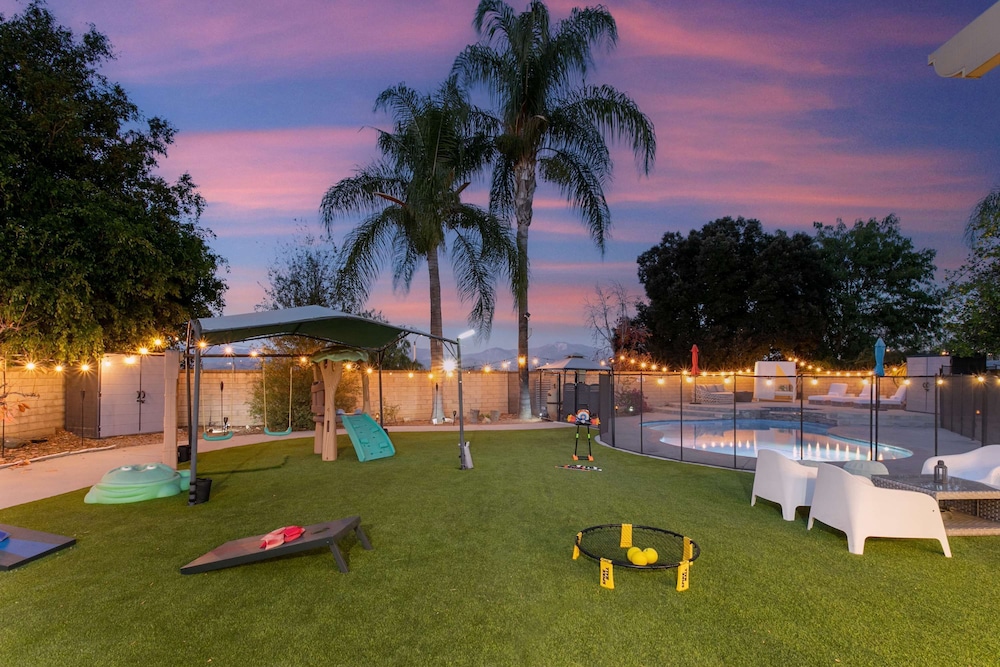Luxury Pool Home w Theater Games Mountain View