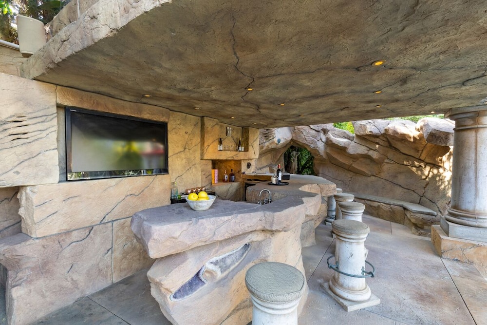 Woodland Hills Vacations - Erwin Estate - Property Image 27