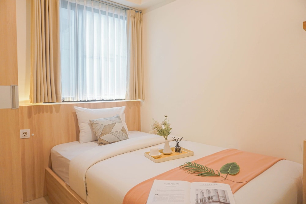 Modern 3Br Apartment At Meikarta