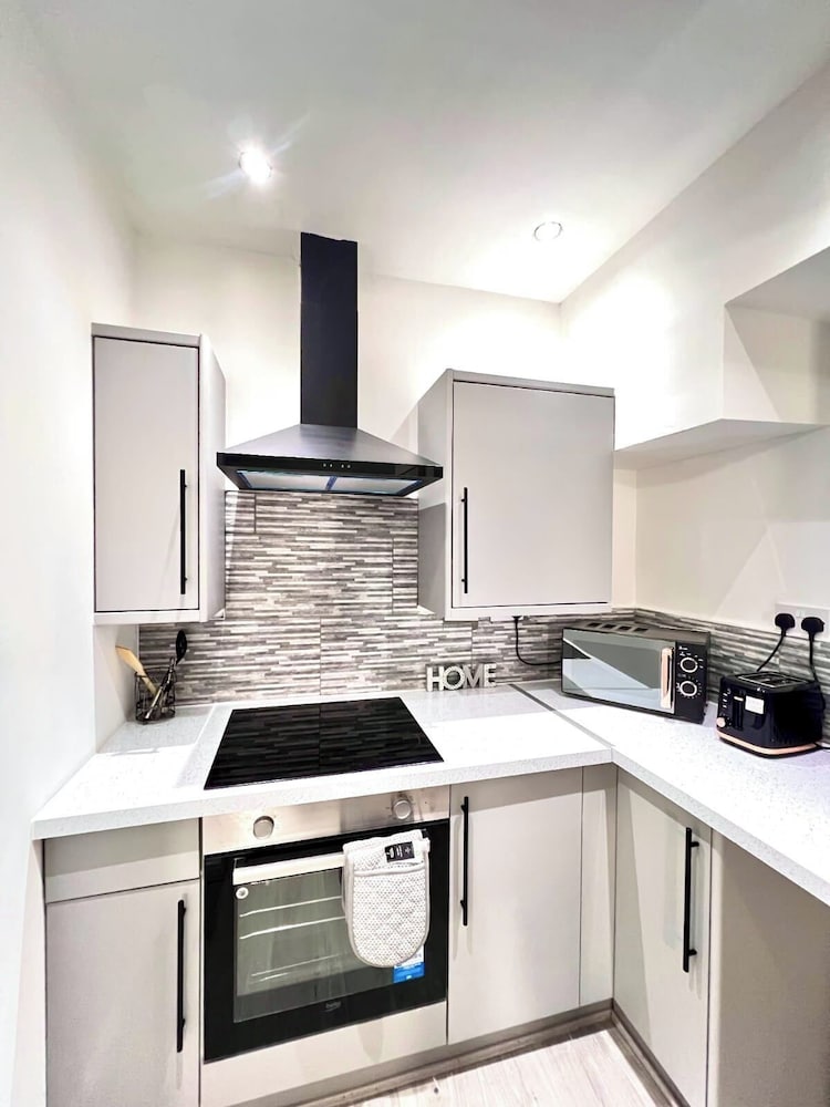 Stylish Spacious 1Bd Apt-kingbed-10min Heaton Park