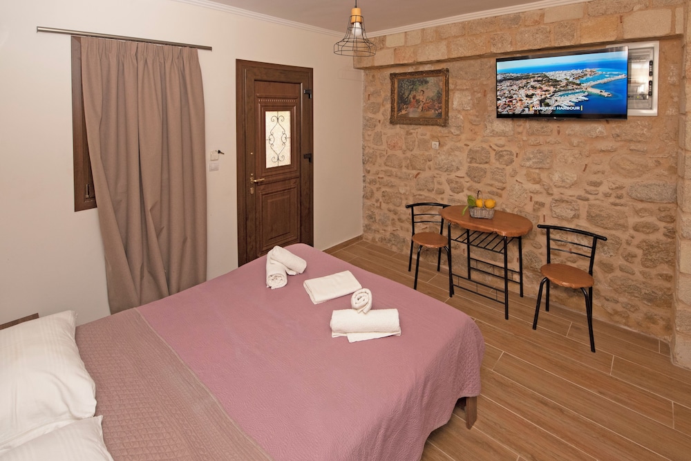 Arionos Rooms
