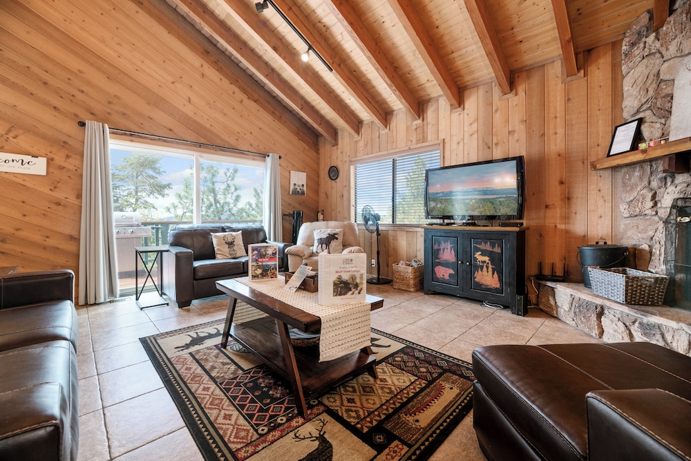 Wolf View Lodge