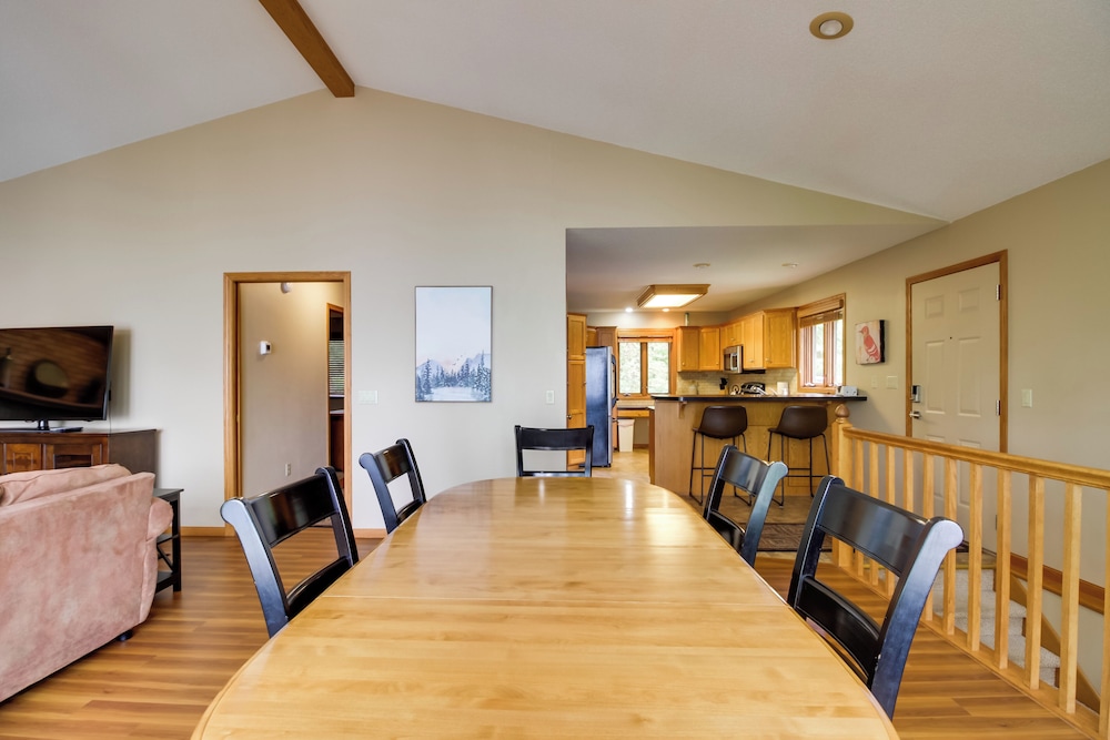 Sandy Beach Family Getaway w/ Fire Pit  Deck! - Property Image 7