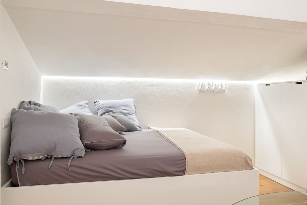 Verona Borgo Trento Studio photo 2