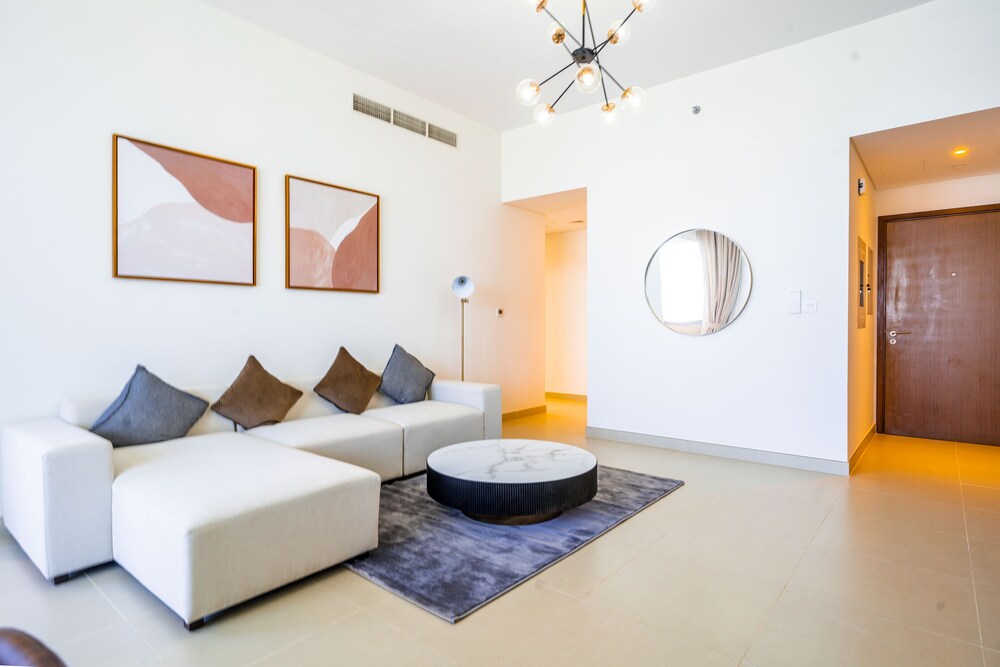 Primestay - 2BR in 52-42 Tower -marina