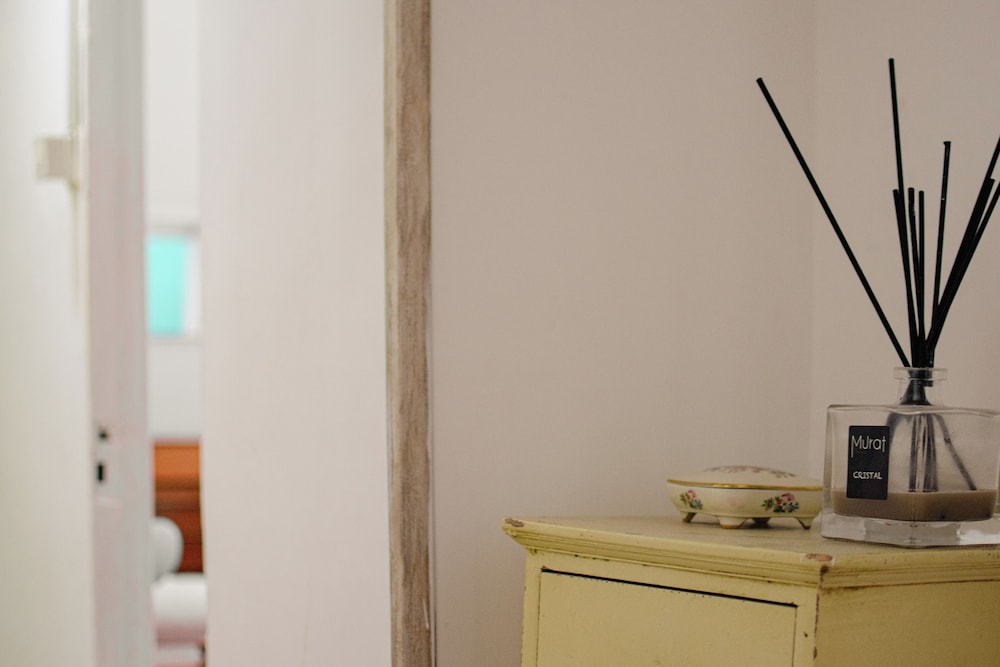 MAESTOSA CASA IN NAPOLI CENTRO