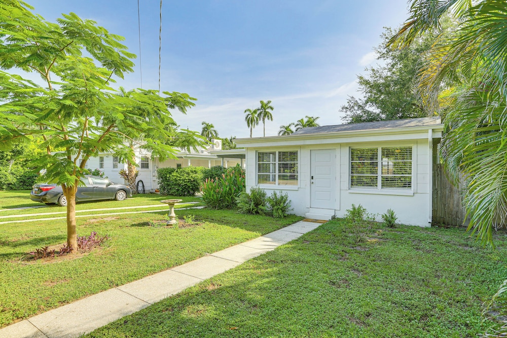3 Mi to Dtwn Fort Myers: Apt w/ Outdoor Space