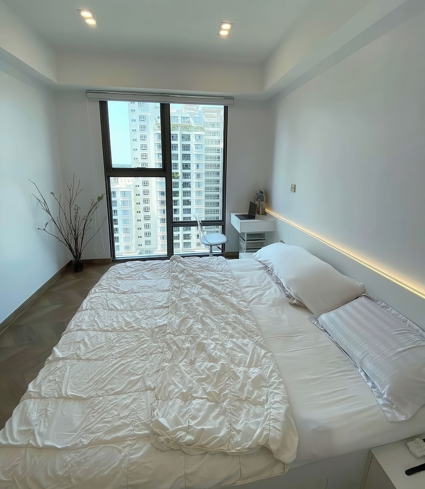The Antonia Apartments - Korea Town D7