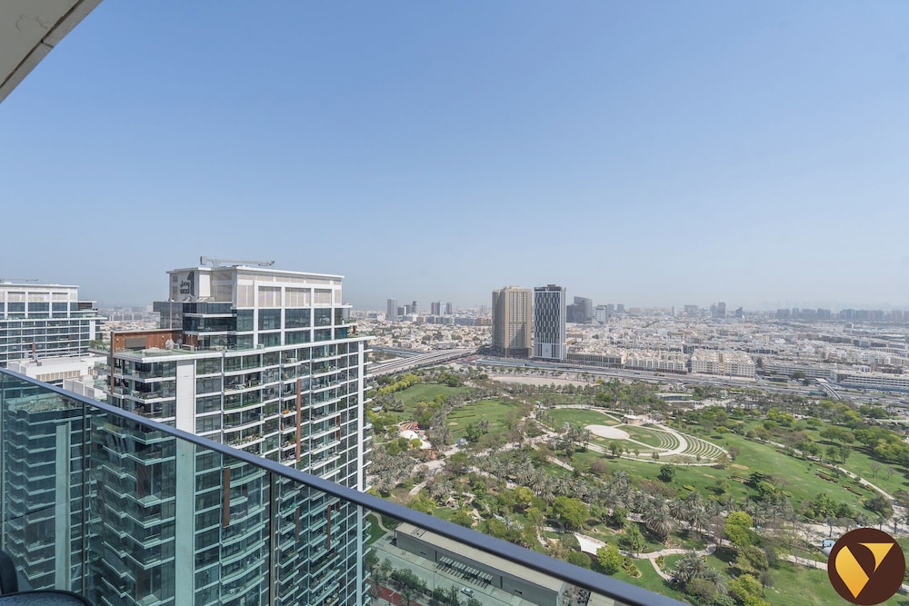 Vogue 2BHK Dubai Frame View Park Metro