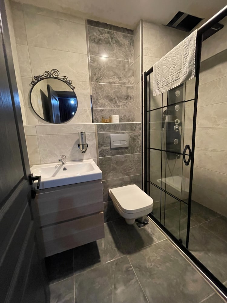 Bude Suit - Image 43