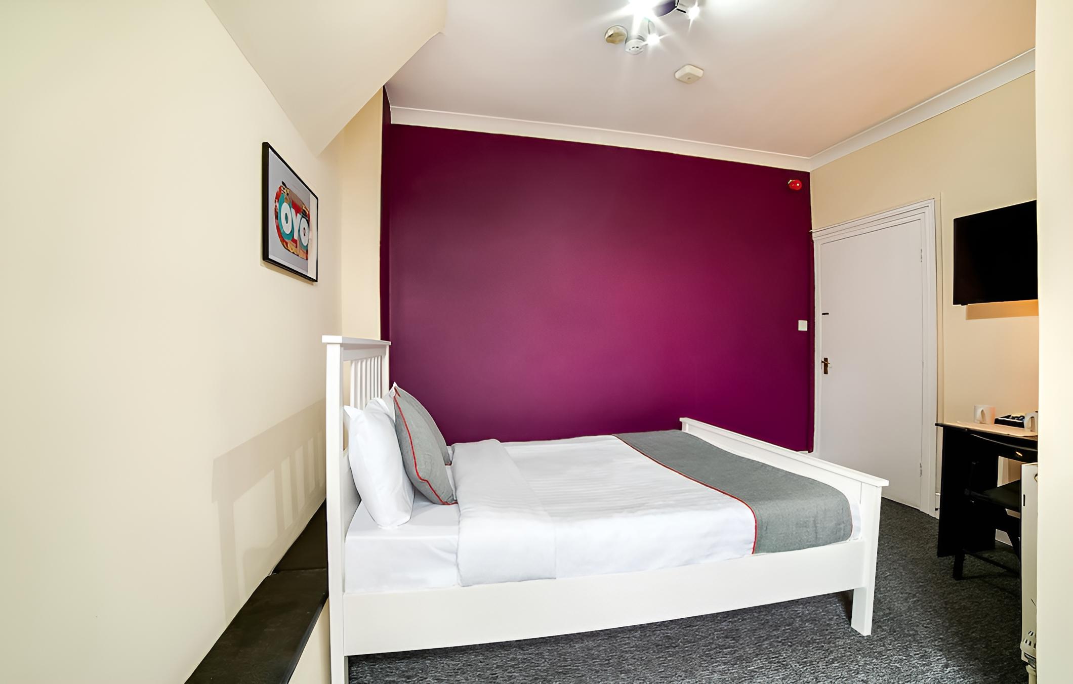 Stratford Hotel