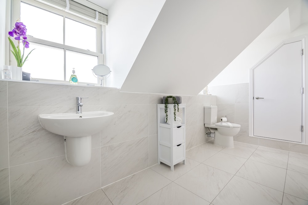 Milford Street - 5 Bed - Saundersfoot view 4