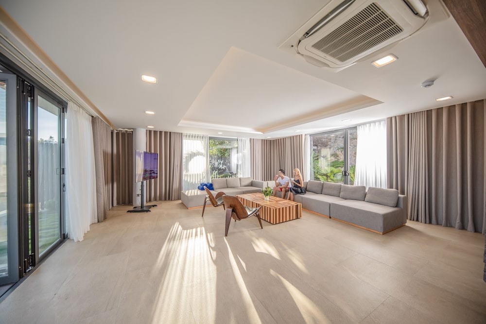 Acqua Villa Nha Trang