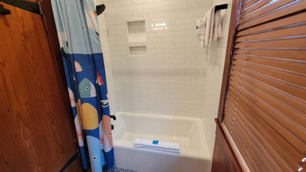 3 10th Place by Tybee Vacation Rentals