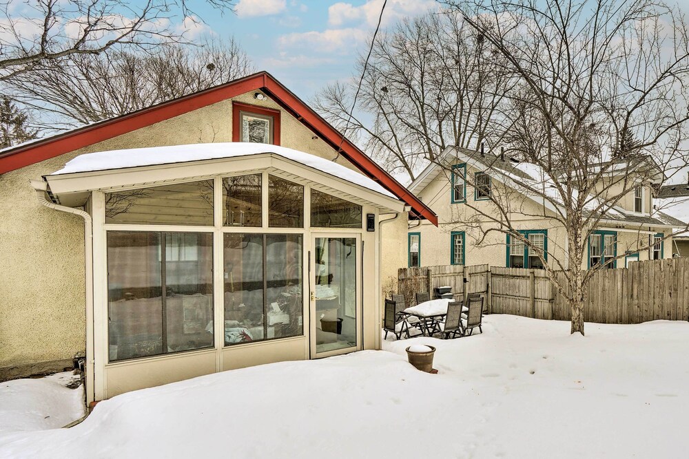 Minneapolis Vacation Rental Near Lake Harriet view 3