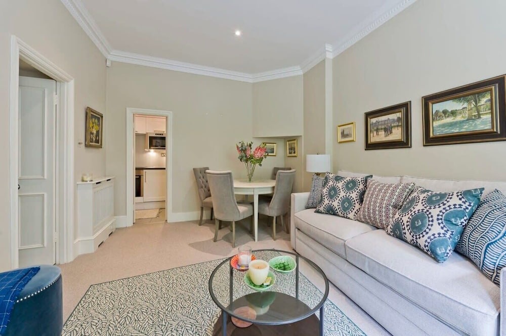 Studio Flat With Garden Access, Holland Park