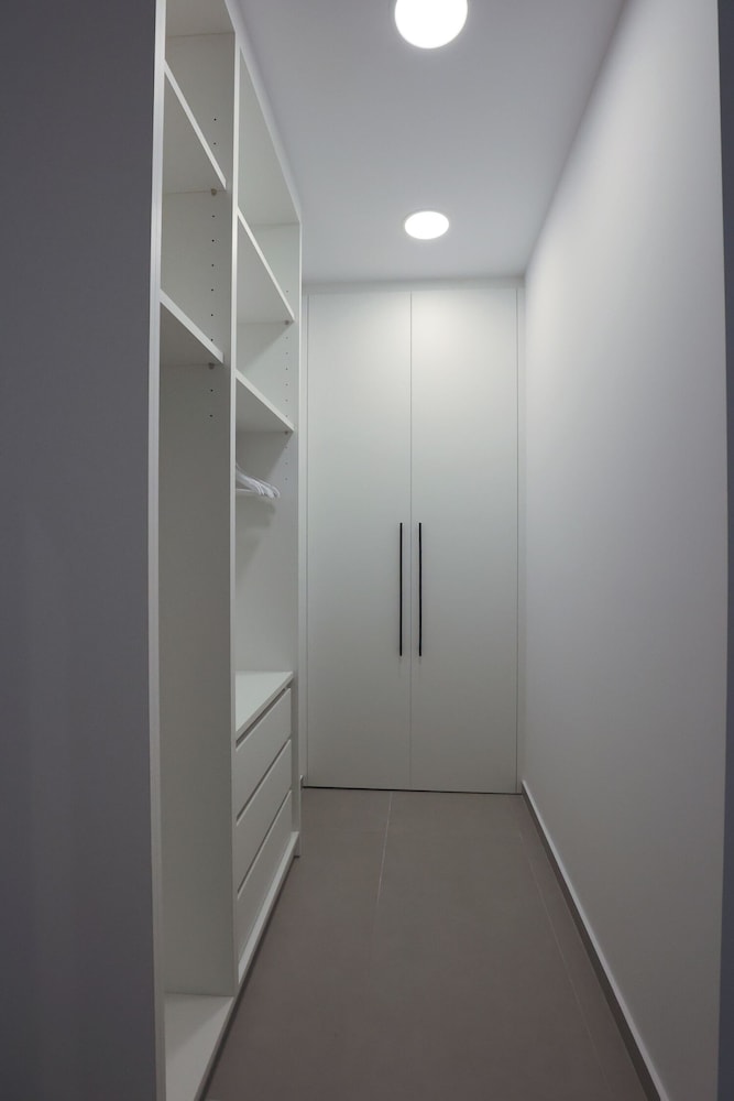 Limi Deluxe Suites
