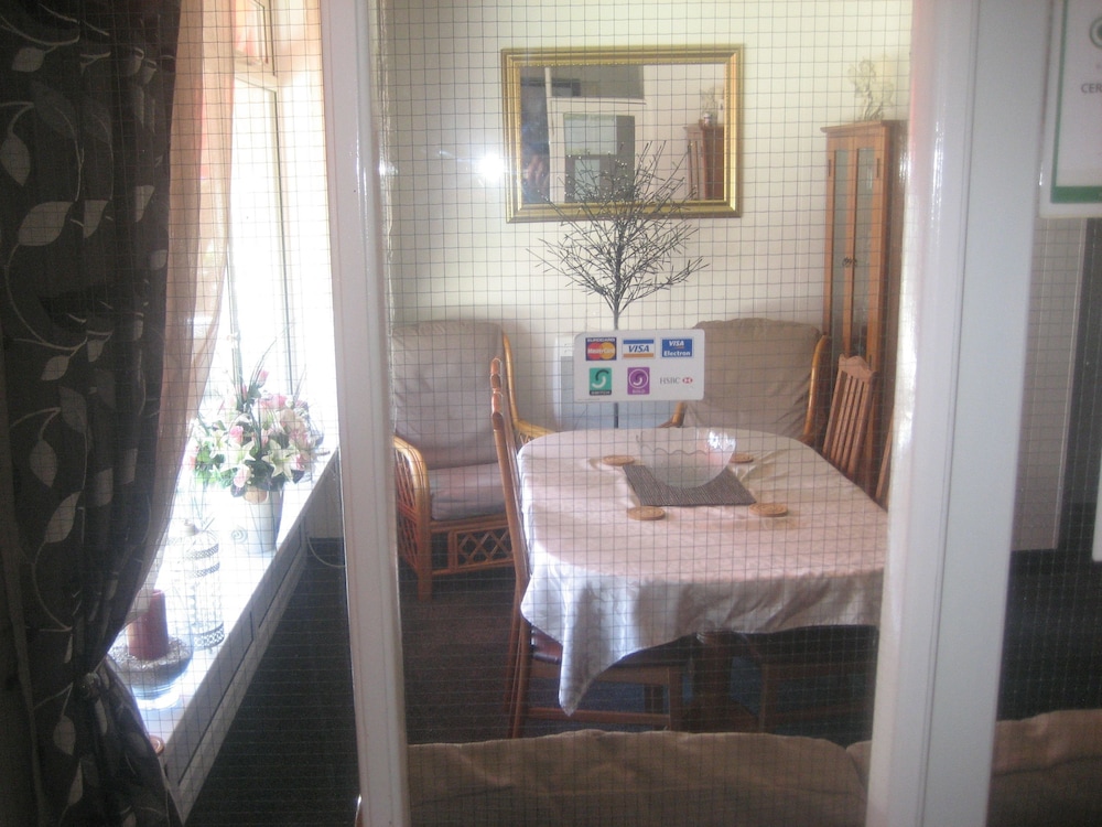 The Mornington Hotel