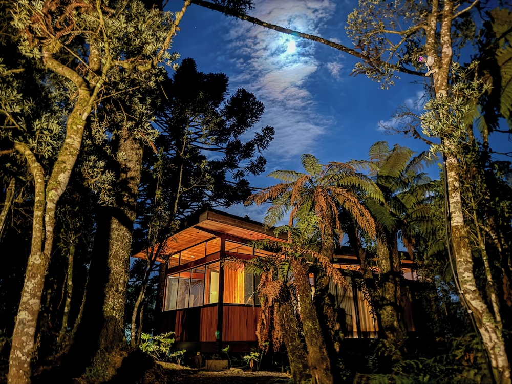Pousada Serenus House