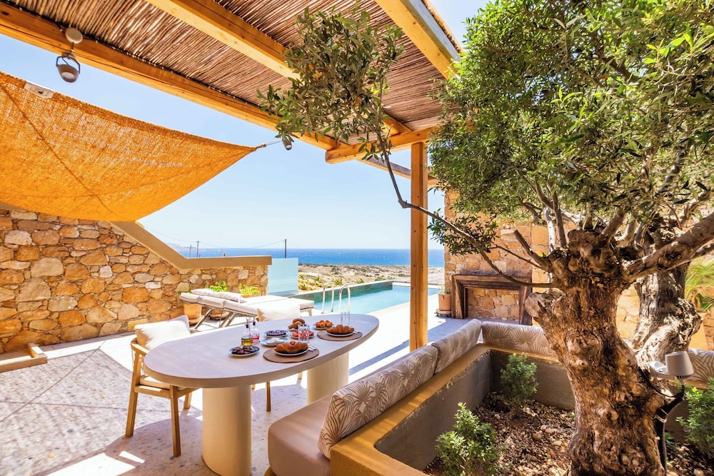 Vala Luxury Villa B