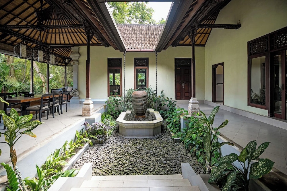 Villa Cemadik
