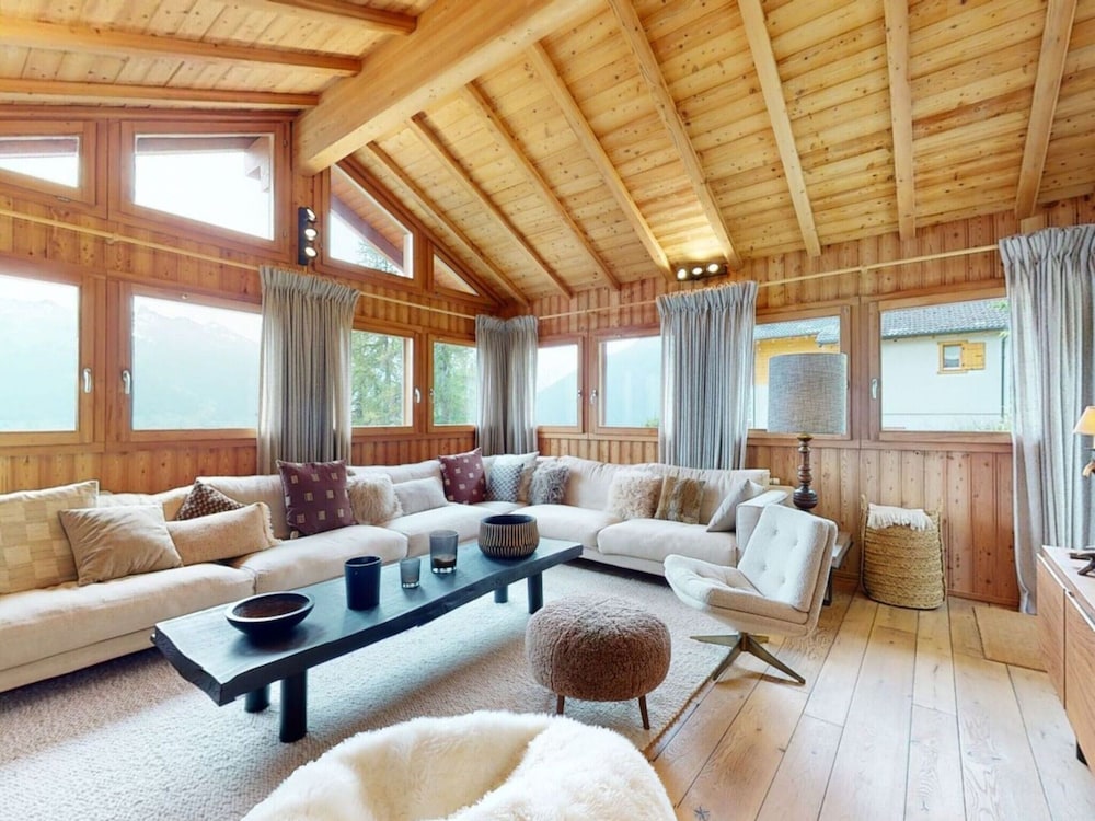 Beautiful Chalet in Le Bouveret With Garden