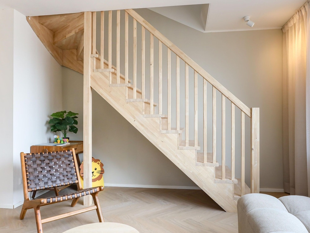 Suite in Vrouwenpolder Near North Sea Beach