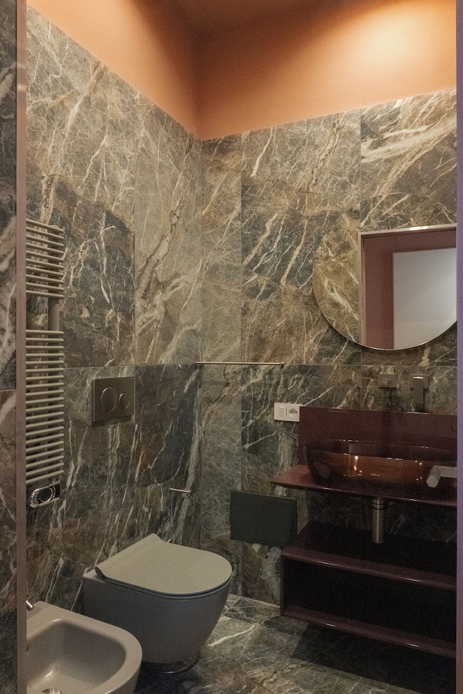 Colonna Collection