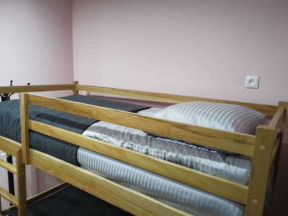 Art Garden Hostel and Tours