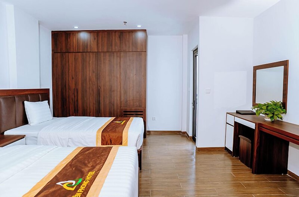 Văn Lâm Hotel