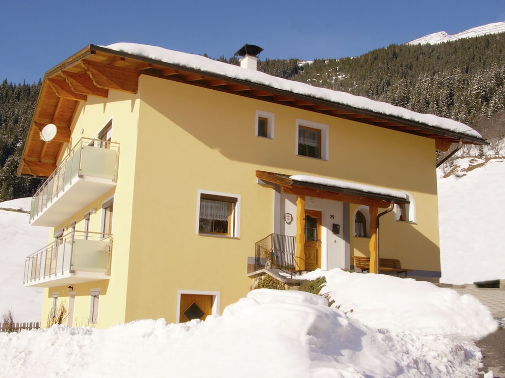 Apartment Near the Lake in Tyrol view 4