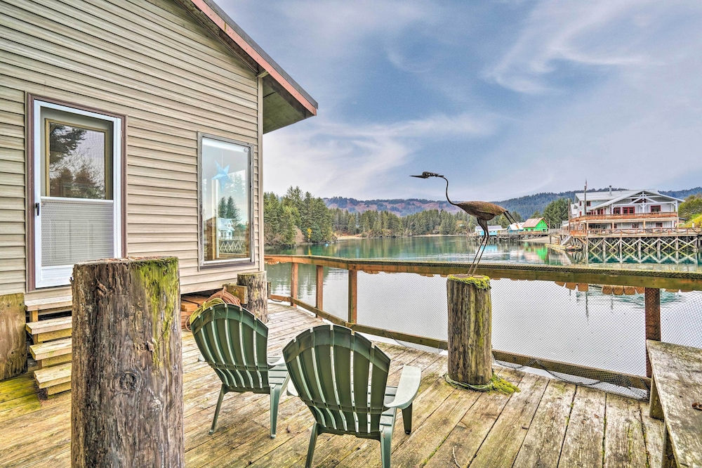 Homer Vacations - Serene Seldovia Cabin w/ Deck, Grill  Views! - Property Image 1